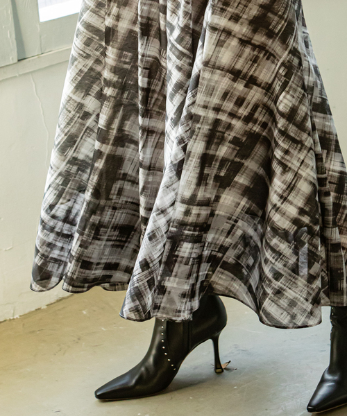 Noble(ノーブル)の「チェックプリントギャザースカート(スカート・レディース・ネイビー/ブラック・FREE)」の10枚目の写真