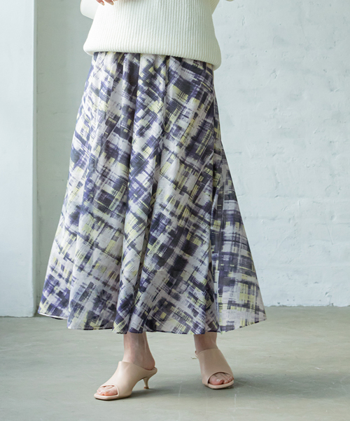 Noble(ノーブル)の「チェックプリントギャザースカート(スカート・レディース・ネイビー/ブラック・FREE)」の3枚目の写真