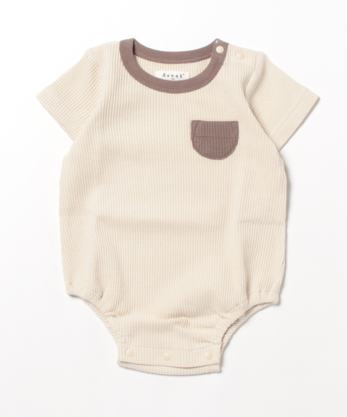 Aenak （アエナック）の「【Aenak / アエナック】男児ボディスーツ（ロンパース・キッズ・チャコール/ブルーグレー/ブラウン系その他/ライトベージュ・70/80/90）」の9枚目の写真