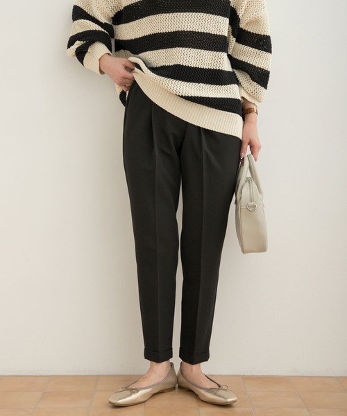 URBAN RESEARCH DOORS（アーバンリサーチドアーズ）の「ストレッチテーパードイージーパンツ（その他パンツ・レディース・ライトベージュ/ライトブルー/ブラック・X-SMALL/SMALL/MEDIUM）」の2枚目の写真