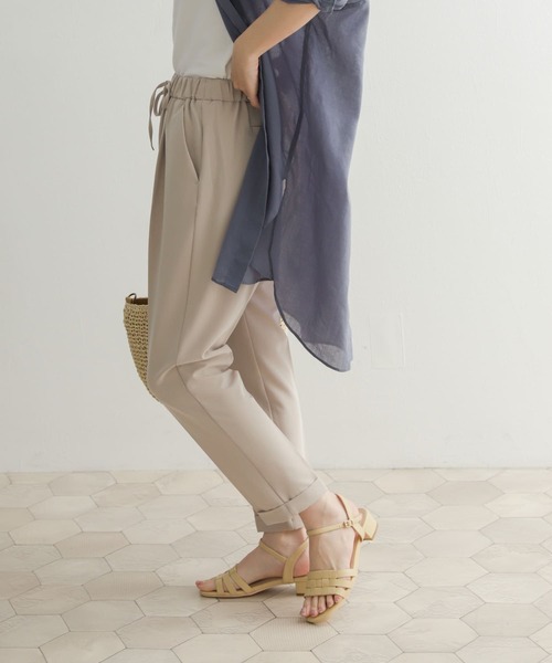 URBAN RESEARCH DOORS（アーバンリサーチドアーズ）の「ストレッチテーパードイージーパンツ（その他パンツ・レディース・ライトベージュ/ライトブルー/ブラック・X-SMALL/SMALL/MEDIUM）」の18枚目の写真