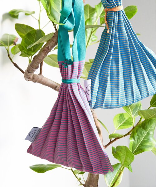 VENCEEXCHANGE（ヴァンスエクスチェンジ）の「配色プリーツボーダートート（トートバッグ・レディース・イエロー/グリーン/ピンク/ブルー・FREE）」の10枚目の写真