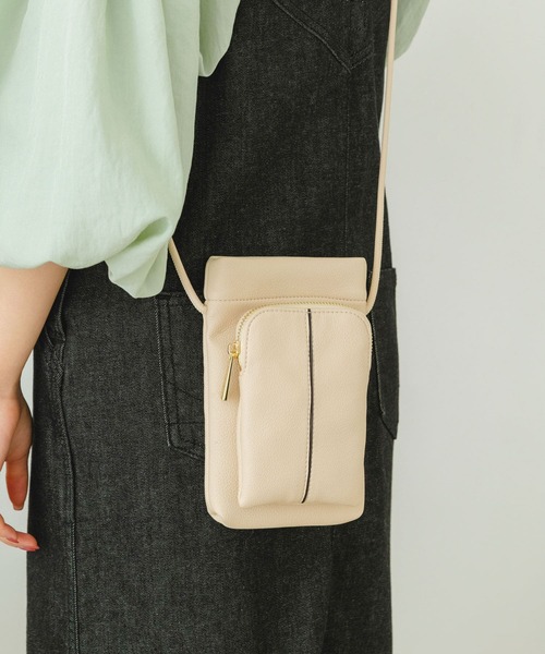 RODE SKO（ロデスコ）の「ミニセンターラインショルダーバッグ（ショルダーバッグ・レディース・ベージュ/ブラック/オフホワイト・ONE）」の2枚目の写真