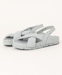 inter-chaussures | 【Art】フットベットパフストラップサンダル(E32203)(サンダル)