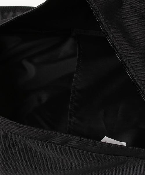 UNIVERSAL OVERALL(ユニバーサルオーバーオール)の「UNIVERSAL OVERALL/ユニバーサルオーバーオール / UO ワンショルダーボディワラバッグ / UVO-149(ショルダーバッグ・レディース・オレンジ/ライトグレー/ブラック/ネイビー・ONESIZE)」の12枚目の写真
