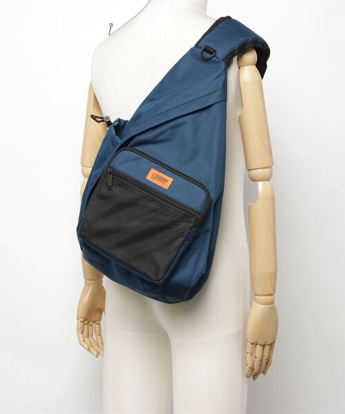 UNIVERSAL OVERALL(ユニバーサルオーバーオール)の「UNIVERSAL OVERALL/ユニバーサルオーバーオール / UO ワンショルダーボディワラバッグ / UVO-149(ショルダーバッグ・レディース・オレンジ/ライトグレー/ブラック/ネイビー・ONESIZE)」の8枚目の写真