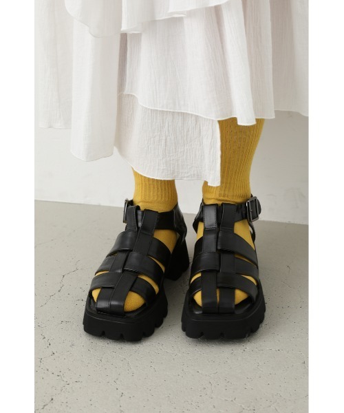 RODEO CROWNS WIDE BOWL（ロデオクラウンズワイドボウル）の「BICOLOR グルカサンダル（サンダル・レディース・イエロー系その他/ブラック・LARGE/MEDIUM）」の5枚目の写真