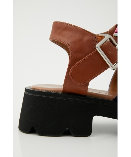 RODEO CROWNS WIDE BOWL（ロデオクラウンズワイドボウル）の「BICOLOR グルカサンダル（サンダル・レディース・イエロー系その他/ブラック・LARGE/MEDIUM）」の9枚目の写真