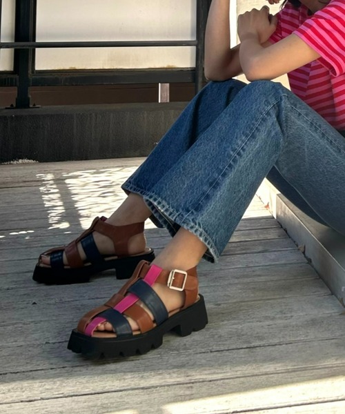 RODEO CROWNS WIDE BOWL（ロデオクラウンズワイドボウル）の「BICOLOR グルカサンダル（サンダル・レディース・イエロー系その他/ブラック・LARGE/MEDIUM）」の19枚目の写真