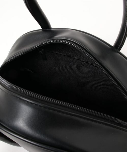 CPCM（シーピーシーエム）の「ラウンド合皮ハンドBAG（ボストンバッグ・レディース・オフホワイト/ブラック/グリーン・FREE）」の4枚目の写真