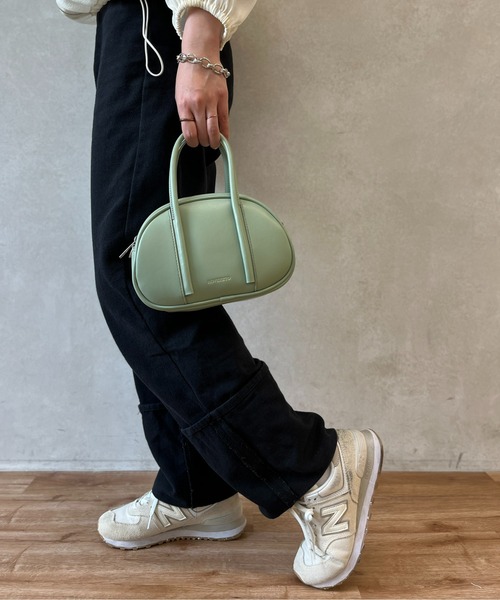 CPCM（シーピーシーエム）の「ラウンド合皮ハンドBAG（ボストンバッグ・レディース・オフホワイト/ブラック/グリーン・FREE）」の16枚目の写真