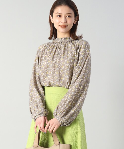 UNTITLED(アンタイトル)の「フラワー柄デザインブラウス(シャツ/ブラウス・レディース・ベージュ系/ネイビー系・00/02/04/44/48)」の19枚目の写真