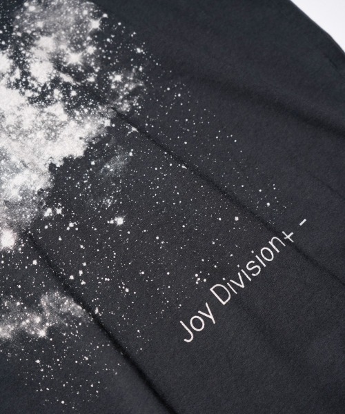 THRIFTY LOOK(スリフティールック)の「THRIFTY LOOK / スリフティールック THRIFTY "JOY DIVISION" TEE ジョイ・ディヴィジョン バンドTシャツ バンT(Tシャツ/カットソー・メンズ・ブラック・X-LARGE/LARGE/XX-LARGE/MEDIUM)」の5枚目の写真
