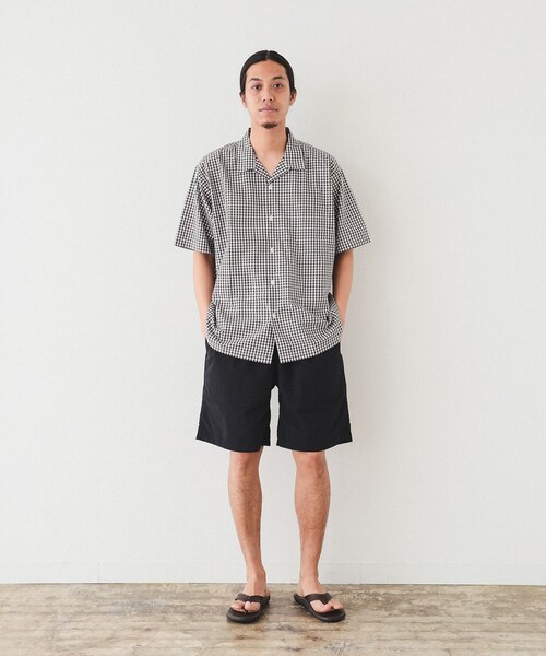 BEAMS（ビームス）の「BEAMS / ルーズフィット ギンガムチェック オープンカラー シャツ（シャツ/ブラウス・メンズ・ネイビー/ブルー/ブラウン・M/L/S/XL）」の4枚目の写真