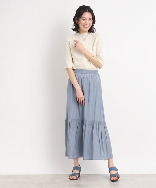 SHOO・LA・RUE（シューラルー）の「◆トレンドライクなヴィンテージサテン ティアードスカート（スカート・レディース・ブルー/オリーブ/ライトグレー/ブラック・00）」の22枚目の写真