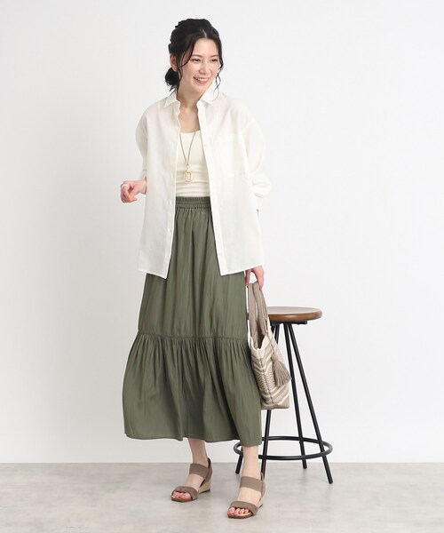 SHOO・LA・RUE（シューラルー）の「◆トレンドライクなヴィンテージサテン ティアードスカート（スカート・レディース・ブルー/オリーブ/ライトグレー/ブラック・00）」の11枚目の写真