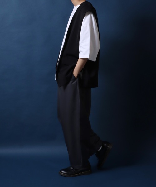 ANPAS(アンパス)の「Drape Twill Fabric Oversized No Collar Gilet/別注 ドレープツイル オーバーサイズ ノーカラー ジレベスト(ベスト・メンズ・ベージュ/チャコール/ブラック・L/M)」の20枚目の写真