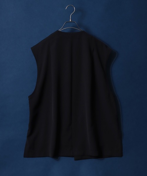 ANPAS(アンパス)の「Drape Twill Fabric Oversized No Collar Gilet/別注 ドレープツイル オーバーサイズ ノーカラー ジレベスト(ベスト・メンズ・ベージュ/チャコール/ブラック・L/M)」の16枚目の写真