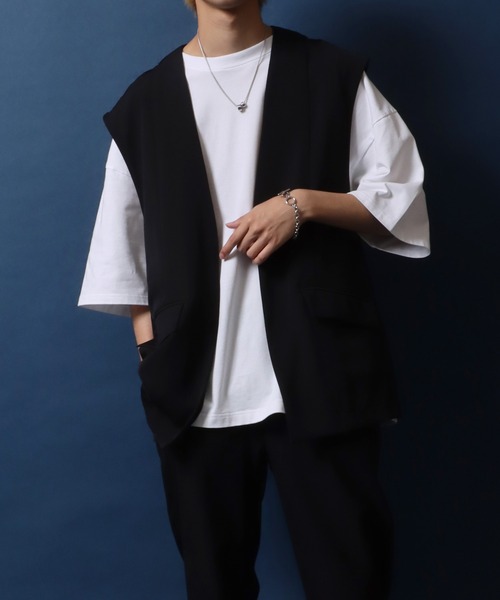 ANPAS(アンパス)の「Drape Twill Fabric Oversized No Collar Gilet/別注 ドレープツイル オーバーサイズ ノーカラー ジレベスト(ベスト・メンズ・ベージュ/チャコール/ブラック・L/M)」の6枚目の写真