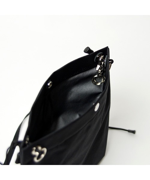 NUNC（ヌンク）の「nunc NN104 3 Layered Nylon Sacoche（ショルダーバッグ・メンズ・ブラック/ベージュ/オリーブ・FREE）」の10枚目の写真