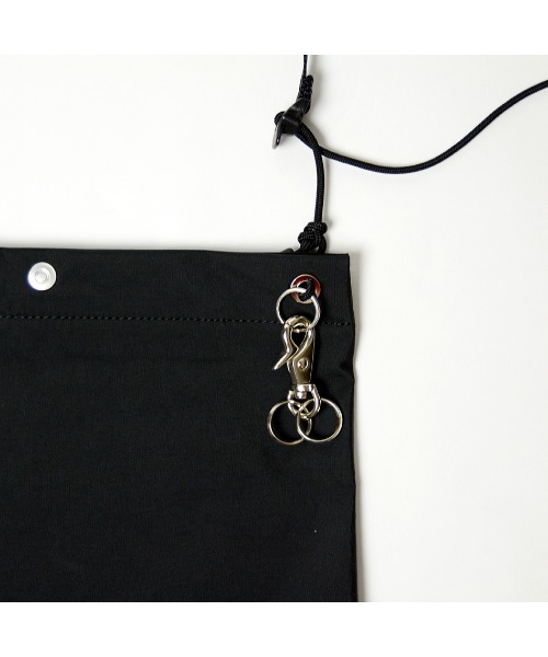 NUNC（ヌンク）の「nunc NN104 3 Layered Nylon Sacoche（ショルダーバッグ・メンズ・ブラック/ベージュ/オリーブ・FREE）」の13枚目の写真