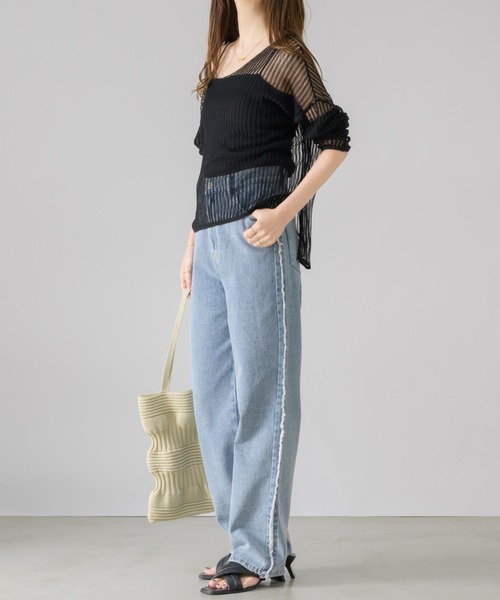 NEUNA（ヌナ）の「ニットウェーブショルダー/ハンドバッグ（ショルダーバッグ・レディース・ブラック/アイボリー・FREE）」の8枚目の写真