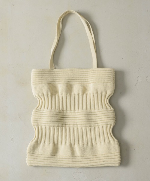 NEUNA（ヌナ）の「ニットウェーブショルダー/ハンドバッグ（ショルダーバッグ・レディース・ブラック/アイボリー・FREE）」の17枚目の写真
