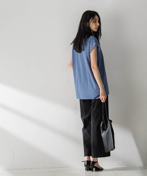 MAYSON GREY（メイソングレイ）の「肩タックカノコジャージプルオーバー≪洗濯機で洗える≫（Tシャツ/カットソー・レディース・ホワイト/ブラック/ブルー・M）」の10枚目の写真