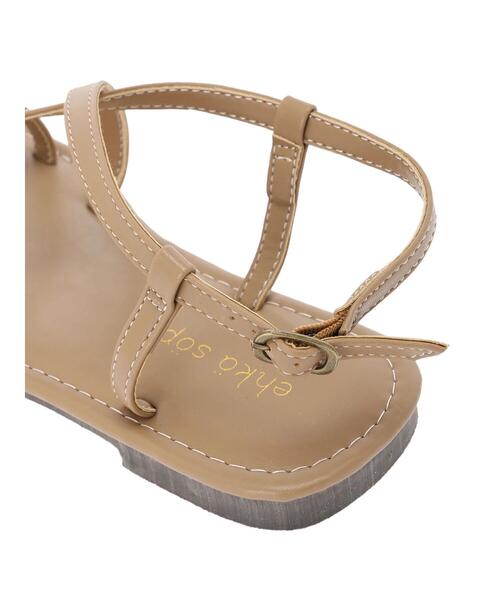 ehka sopo(エヘカソポ)の「ナロ―ストラップサンダル(サンダル・レディース・ベージュ/ブラック/オフホワイト・M/L)」の20枚目の写真