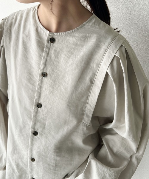 classicalelf(クラシカルエルフ)の「大人のかわいい上品さ 2wayボリュームスリーブブラウス(シャツ/ブラウス・レディース・ベージュ/オフホワイト/ブルー/ライトグレー・SMALL/LARGE/X-LARGE/MEDIUM)」の20枚目の写真