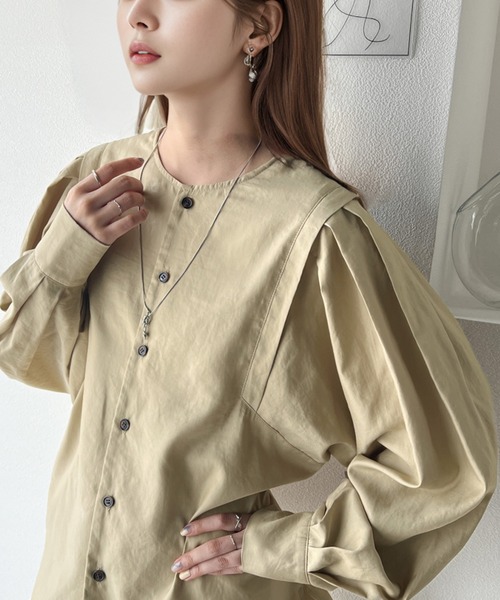 classicalelf(クラシカルエルフ)の「大人のかわいい上品さ 2wayボリュームスリーブブラウス(シャツ/ブラウス・レディース・ベージュ/オフホワイト/ブルー/ライトグレー・SMALL/LARGE/X-LARGE/MEDIUM)」の7枚目の写真
