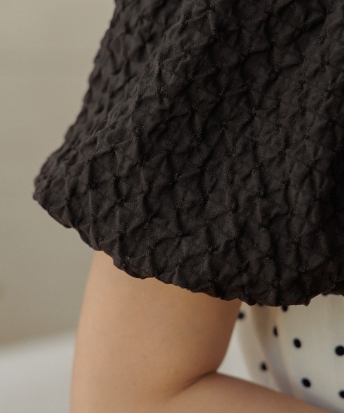 flower(フラワー)の「ウェービーパフトップ(Tシャツ/カットソー・レディース・ブラック/アイボリー・FREE)」の22枚目の写真