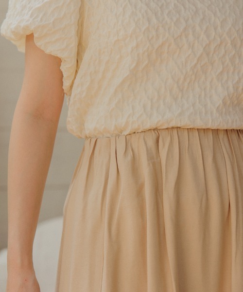 flower(フラワー)の「ウェービーパフトップ(Tシャツ/カットソー・レディース・ブラック/アイボリー・FREE)」の13枚目の写真