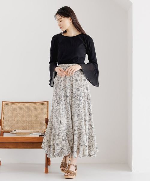 mysty woman（ミスティウーマン）の「プリーツベルスリーブプルオーバー 966550（Tシャツ/カットソー・レディース・オフホワイト/ブラック・FREE）」の13枚目の写真