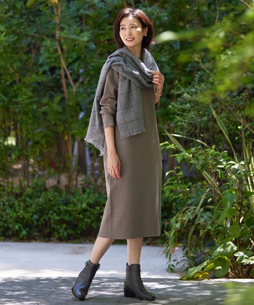 J.PRESS(ジェイプレス)の「【洗える】VIS/PE MILANO ニット ワンピース(ワンピース・レディース・ダルブルー系/ブラウン系/ブラック系・11/9)」の6枚目の写真