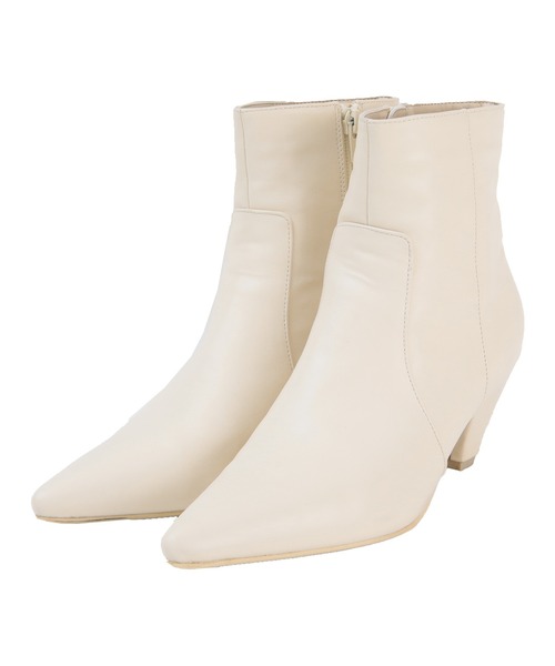 UR'S（ユアーズ）の「6.5cmヒールポインテッドトゥショートブーツ（ブーツ・レディース・アイボリー/ブラック/ブラウン・S/M/L/LL）」の4枚目の写真