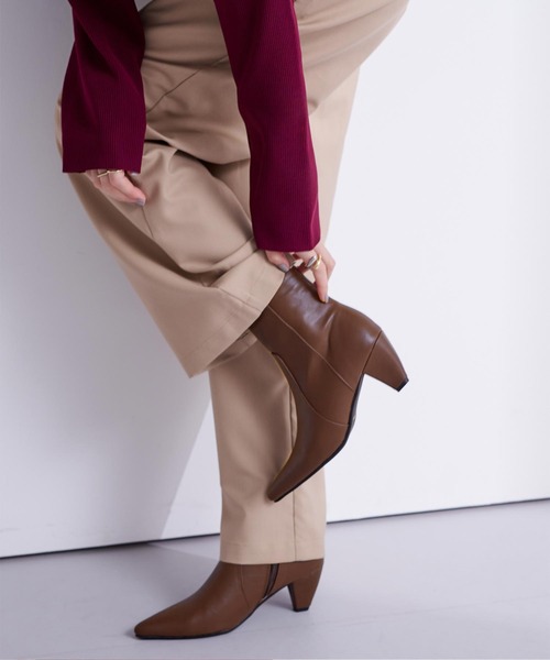 UR'S（ユアーズ）の「6.5cmヒールポインテッドトゥショートブーツ（ブーツ・レディース・アイボリー/ブラック/ブラウン・S/M/L/LL）」の13枚目の写真