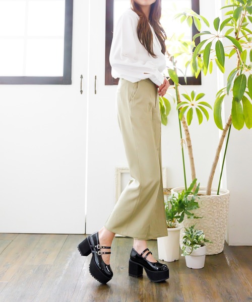 attagirl（アタガール）の「厚底ダブルストラップドレスシューズ（パンプス・レディース・ブラック/ブラック系その他/ホワイト・LL/S/M/L）」の11枚目の写真