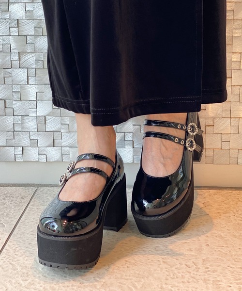 attagirl（アタガール）の「厚底ダブルストラップドレスシューズ（パンプス・レディース・ブラック/ブラック系その他/ホワイト・LL/S/M/L）」の22枚目の写真