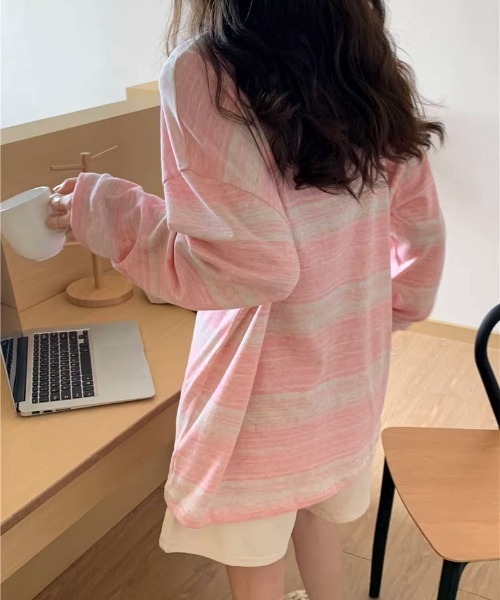 almo(アルモ)の「マルチボーダーBIGロンT(BEY)(Tシャツ/カットソー・レディース・ブルー/オリーブ/ピンク/ブラック・MEDIUM/LARGE)」の6枚目の写真