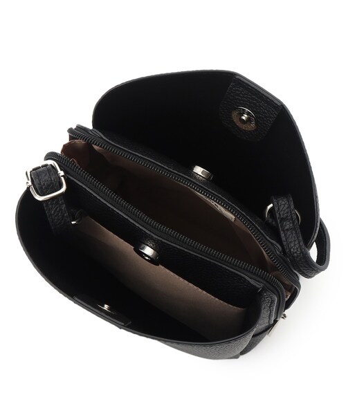 SHOO・LA・RUE（シューラルー）の「◆【軽量】ふわっと軽い三層ショルダーバッグ（ショルダーバッグ・レディース・ベージュ系4/ピンク系/ブラック系4/ブルー/ダークグリーン/ブラック・00）」の12枚目の写真