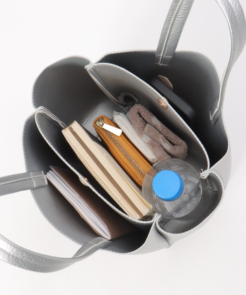 ikka(イッカ)の「【雑誌InRed11月号掲載】GOKU楽PU三層ミニトートバッグ(トートバッグ・レディース・ブラック/ベージュ/グリーン/ピンク/グレー/オフホワイト/イエロー/ブラウン/ライトグレー/キャメル/シルバー系/レッド/グリーン系・FREE)」の14枚目の写真