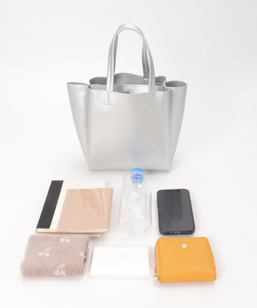 ikka(イッカ)の「【雑誌InRed11月号掲載】GOKU楽PU三層ミニトートバッグ(トートバッグ・レディース・ブラック/ベージュ/グリーン/ピンク/グレー/オフホワイト/イエロー/ブラウン/ライトグレー/キャメル/シルバー系/レッド/グリーン系・FREE)」の15枚目の写真