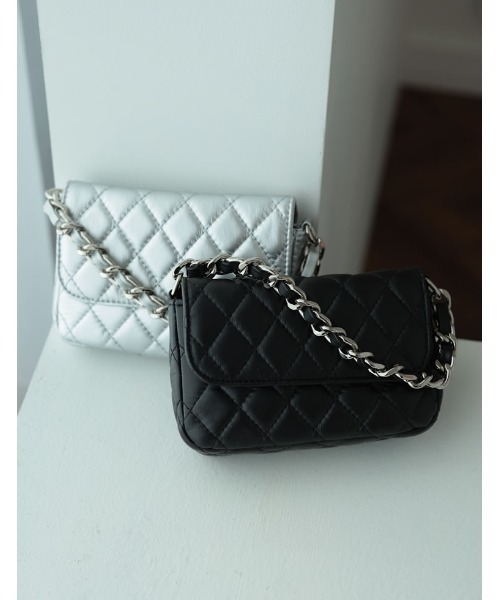 Re:EDIT（リエディ）の「[神山まりあさん着用][BAG COLLECTION]2WAYキルティングチェーンバッグ（ハンドバッグ・レディース・ベージュ/シルバー/ブラック・FREE）」の11枚目の写真
