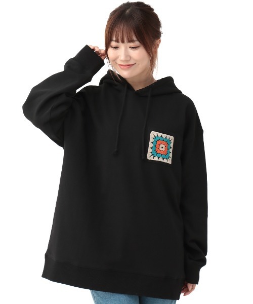 チチカカ（チチカカ）の「クロシェ刺繍スウェットプルパーカー（パーカー・レディース・グレー/ブラック/イエロー・FREE）」の8枚目の写真