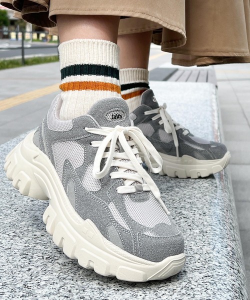 Java（ジャバ）の「《Javaジャバコラボ》レトロ配色で大人な足元を演出。CLASSIC RUN LITE（スニーカー・レディース・グレー/ブラック/ベージュ・XXXX-LARGE/XX-LARGE/XXX-LARGE/SMALL/LARGE/X-LARGE/MEDIUM）」の12枚目の写真