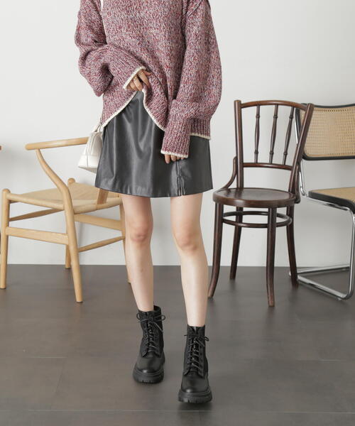 FREE'S MART（フリーズマート）の「◆合皮ミニスカート（スカート・レディース・ホワイト/ブラック・SMALL/MEDIUM）」の3枚目の写真