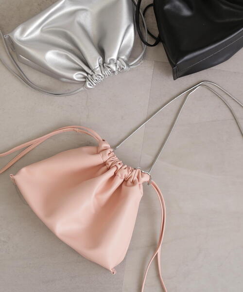 N.（N. Natural Beauty Basic）（エヌエヌナチュラルビューティーベーシック）の「◆巾着ショルダーバッグ（ビジネスバッグ・レディース・シルバー/ピンク/ブラック・ﾌﾘ-）」の9枚目の写真