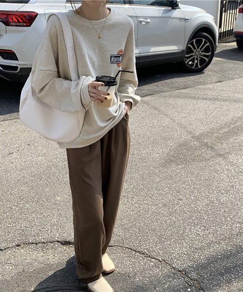 Chaco closet(チャコ クローゼット)の「バックプリントロゴオーバーサイズスウェットプルオーバー(スウェット・レディース・ネイビー/杢グレー・FREE)」の11枚目の写真