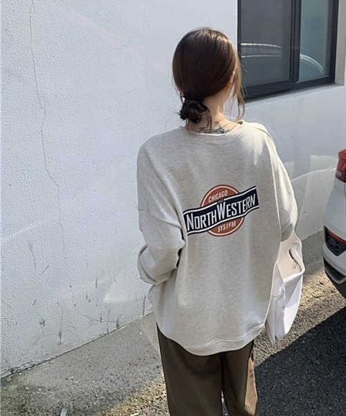 Chaco closet(チャコ クローゼット)の「バックプリントロゴオーバーサイズスウェットプルオーバー(スウェット・レディース・ネイビー/杢グレー・FREE)」の8枚目の写真